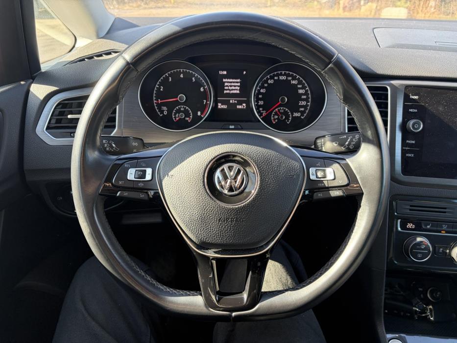 VOLKSWAGEN Golf Sportsvan 2019