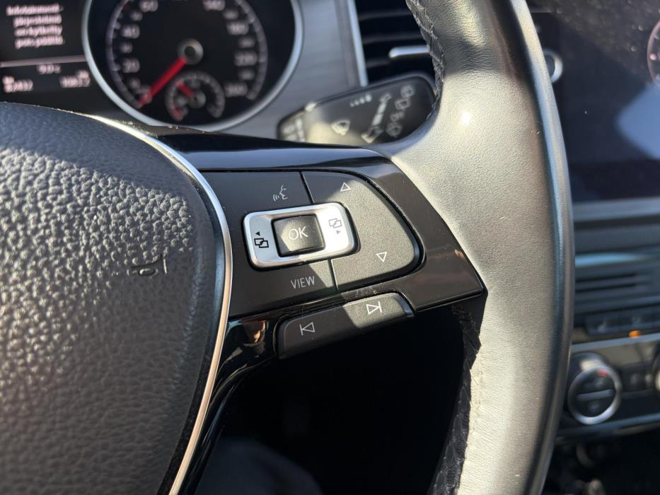 VOLKSWAGEN Golf Sportsvan 2019