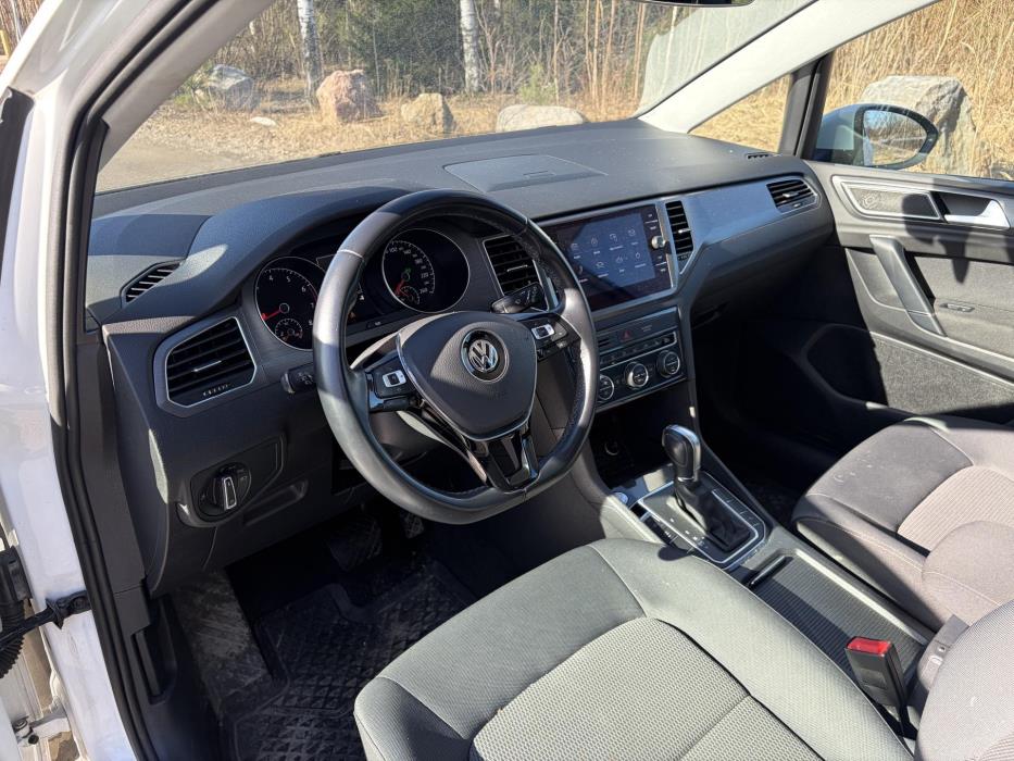 VOLKSWAGEN Golf Sportsvan 2019