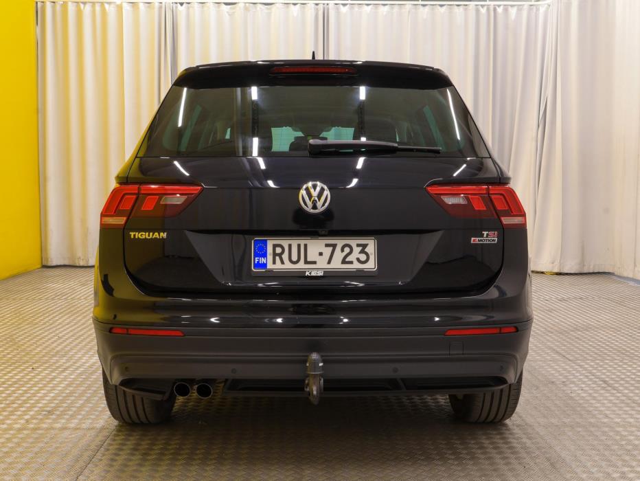 VOLKSWAGEN Tiguan 2018