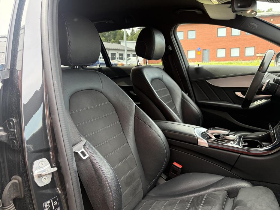 MERCEDES-BENZ C 2021