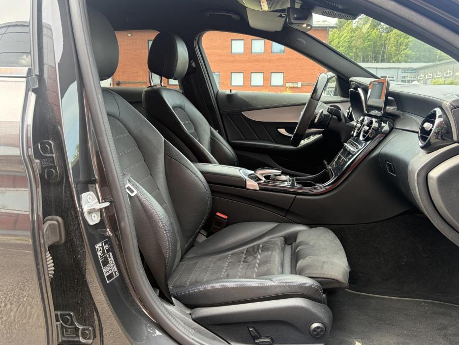MERCEDES-BENZ C 2021