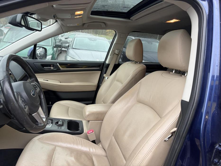 SUBARU Outback 2017