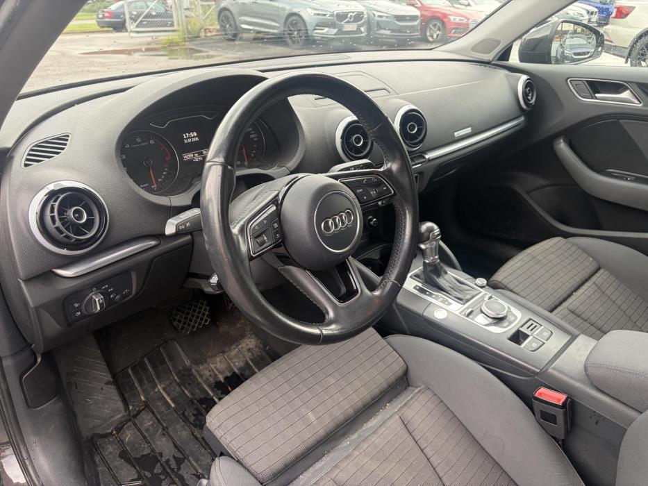 AUDI A3 2017