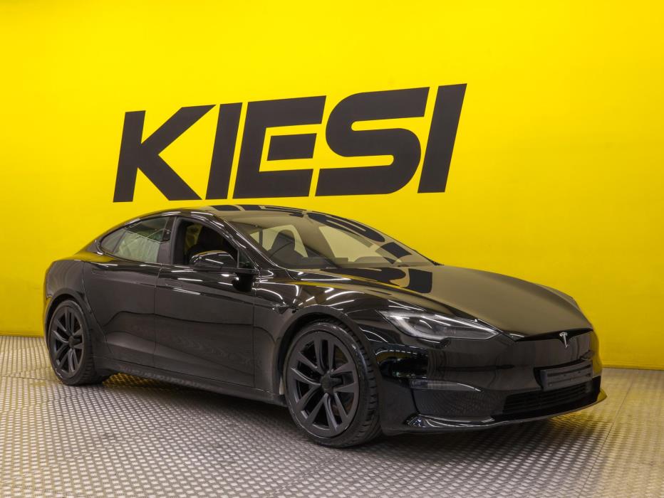TESLA Model S 2023