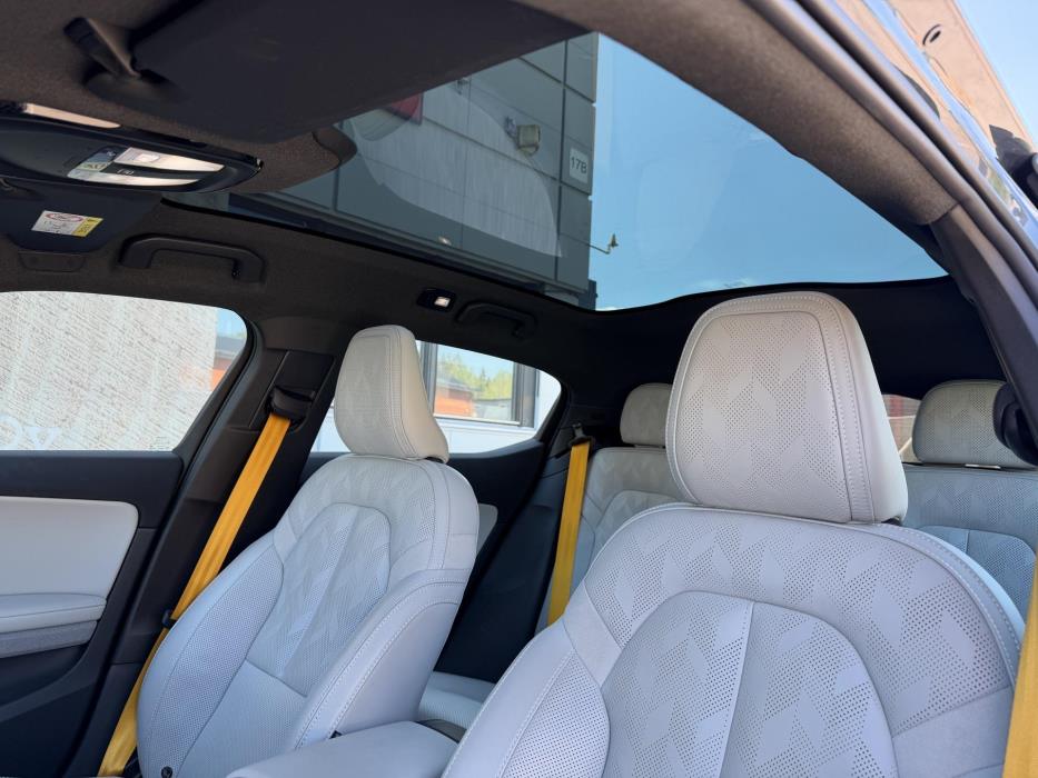 POLESTAR 2 2024