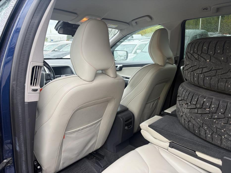 VOLVO XC60 2015