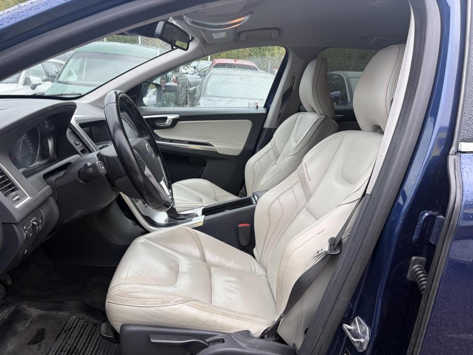 VOLVO XC60 2015