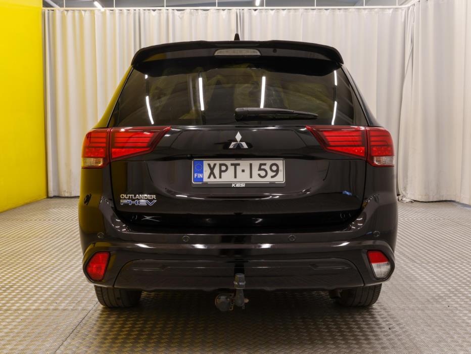 MITSUBISHI Outlander PHEV 2020