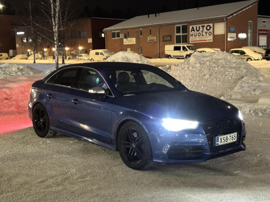 AUDI S3 2015