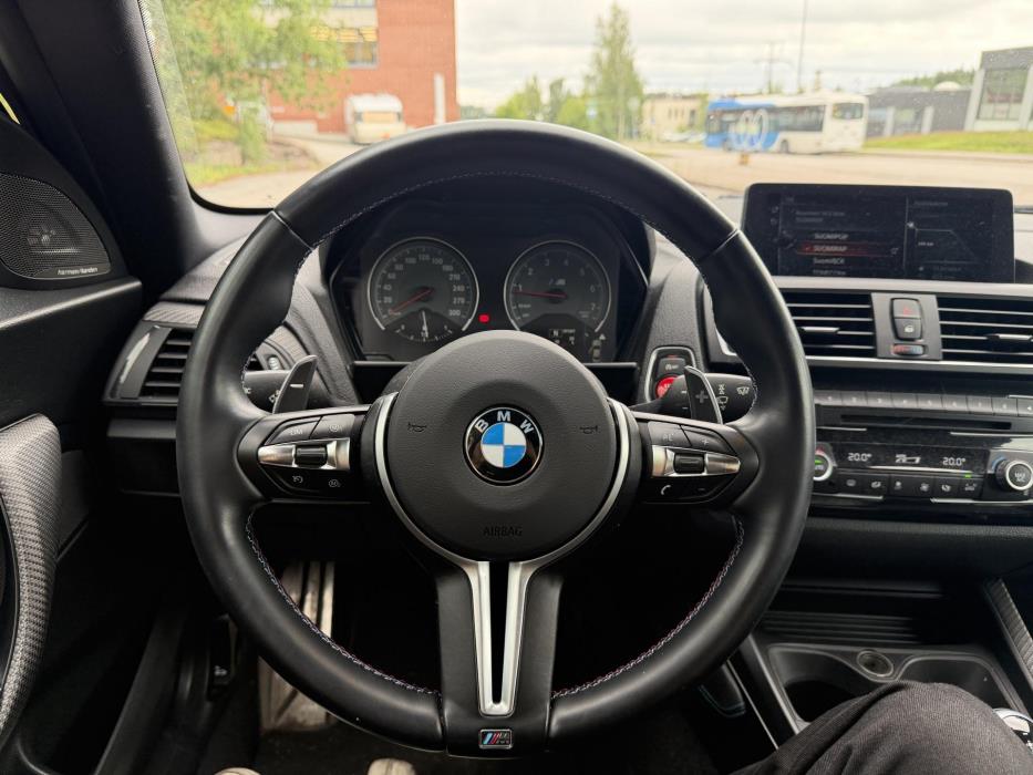 BMW M2 2017