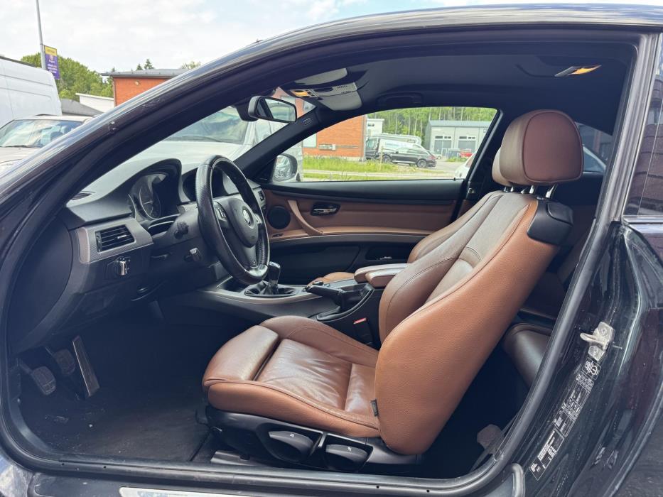 BMW 320 2012