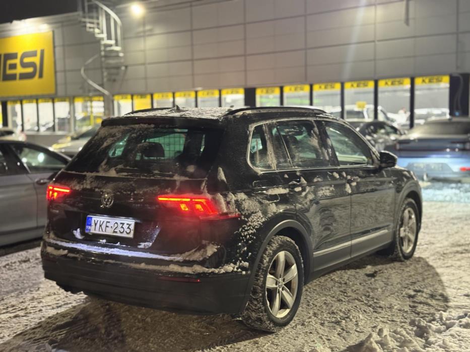 VOLKSWAGEN Tiguan 2018