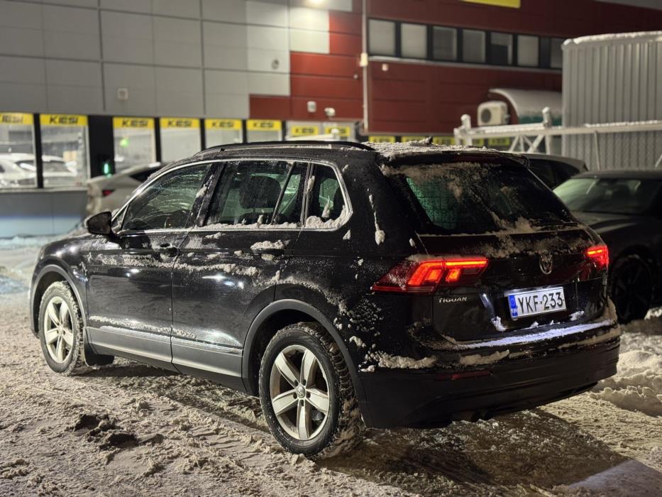 VOLKSWAGEN Tiguan 2018