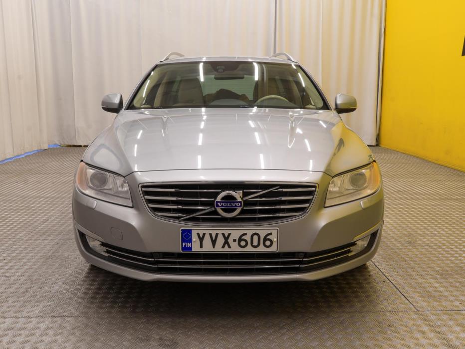 VOLVO V70 2013