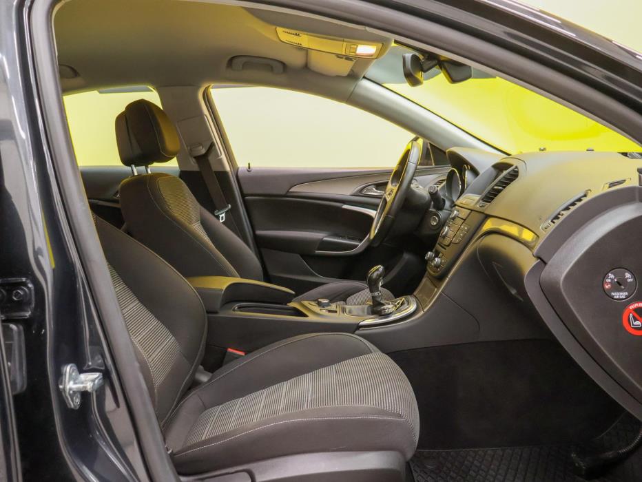 OPEL Insignia 2013