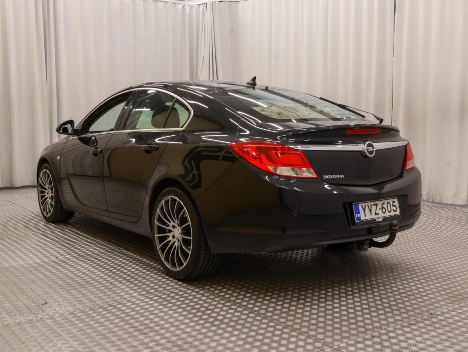 OPEL Insignia 2013