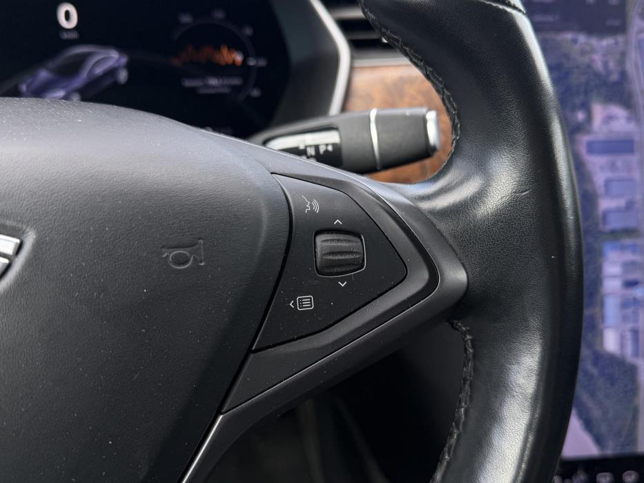 TESLA Model S 2019