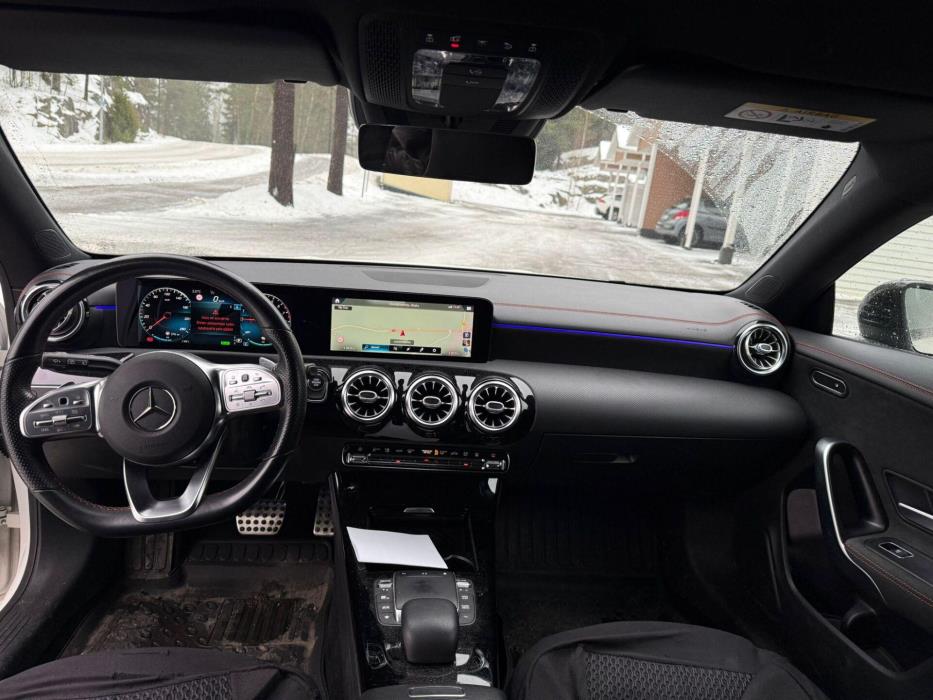 MERCEDES-BENZ CLA 2020