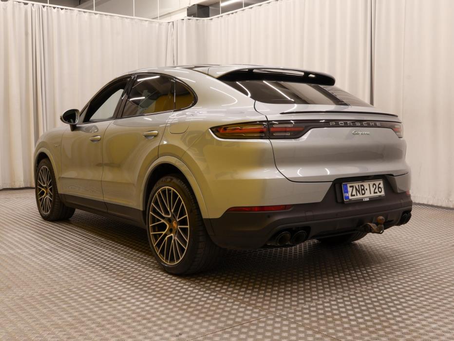 PORSCHE Cayenne 2019