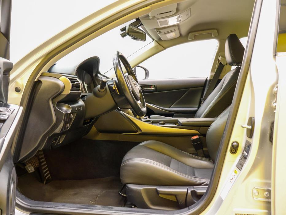LEXUS IS 2014