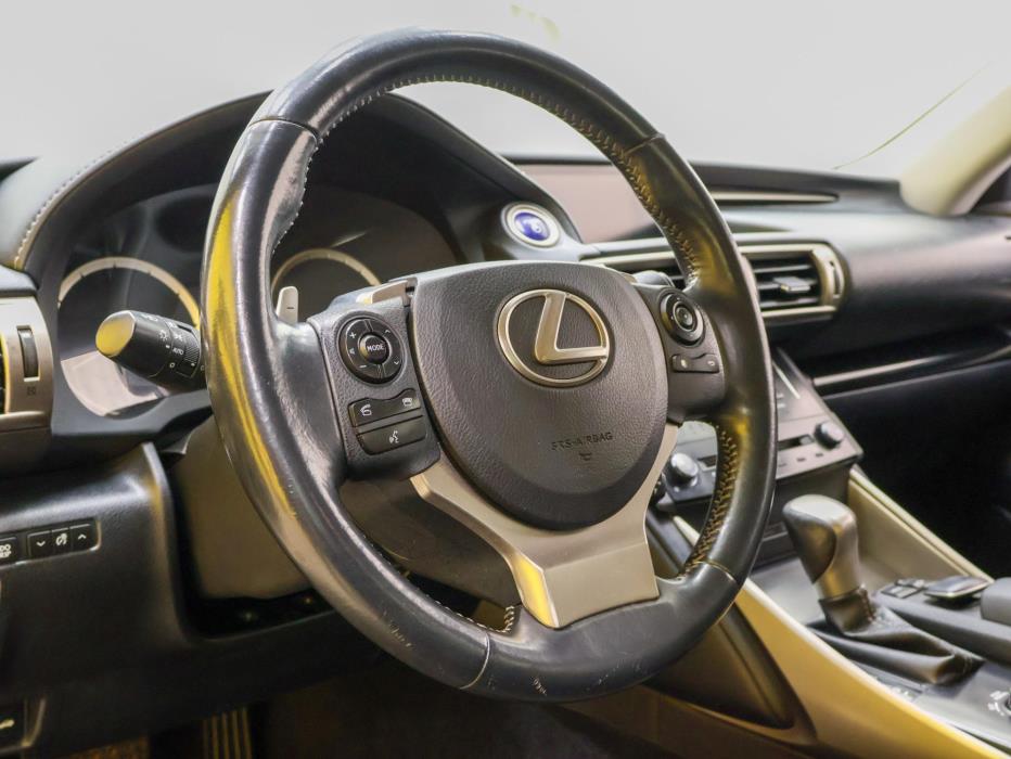 LEXUS IS 2014
