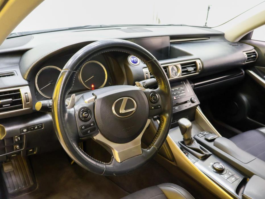 LEXUS IS 2014