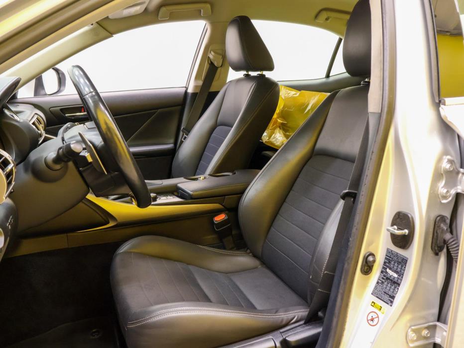 LEXUS IS 2014