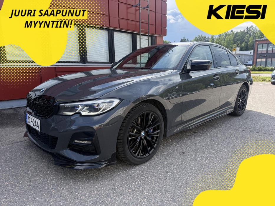 BMW 330 2019