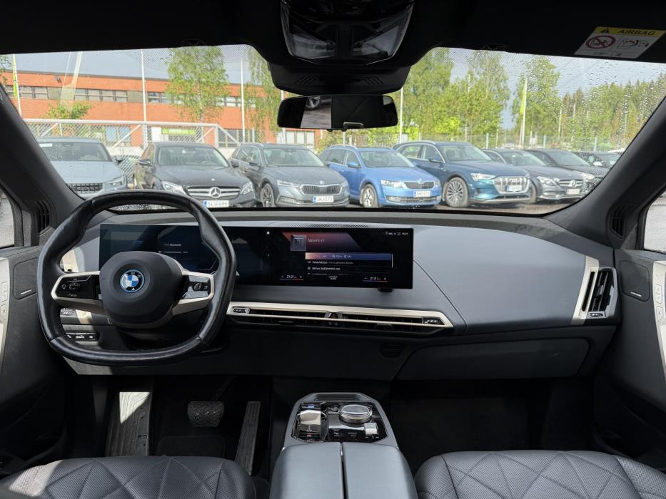 BMW iX 2022