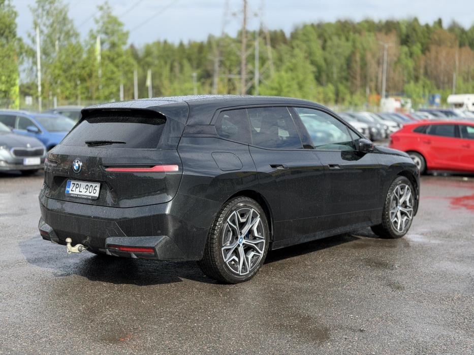 BMW iX 2022