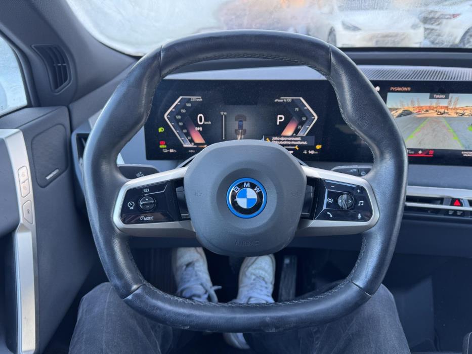 BMW iX 2022