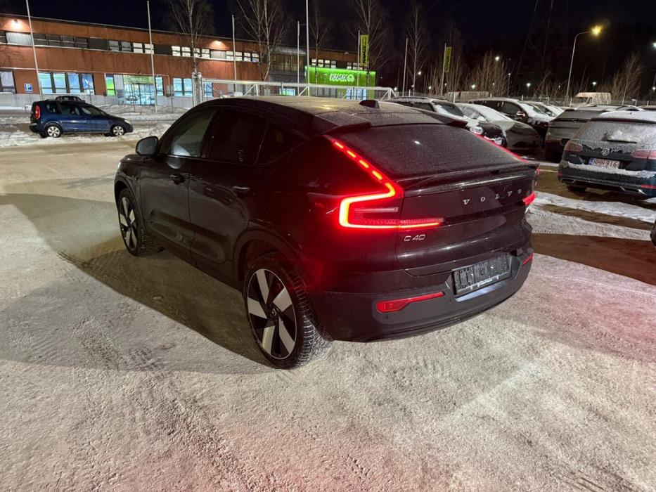 VOLVO C40 2022