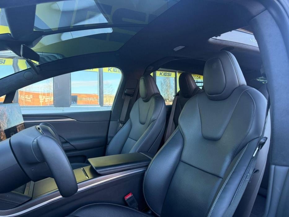 TESLA Model X 2023