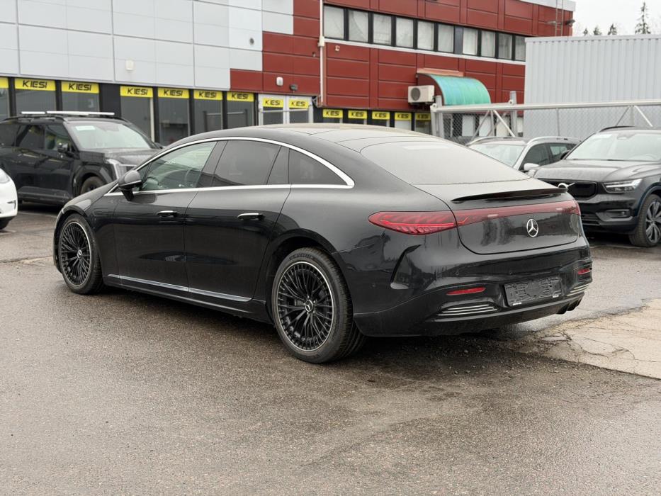 MERCEDES-BENZ EQS 2022