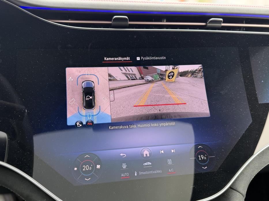 MERCEDES-BENZ EQE SUV 2025