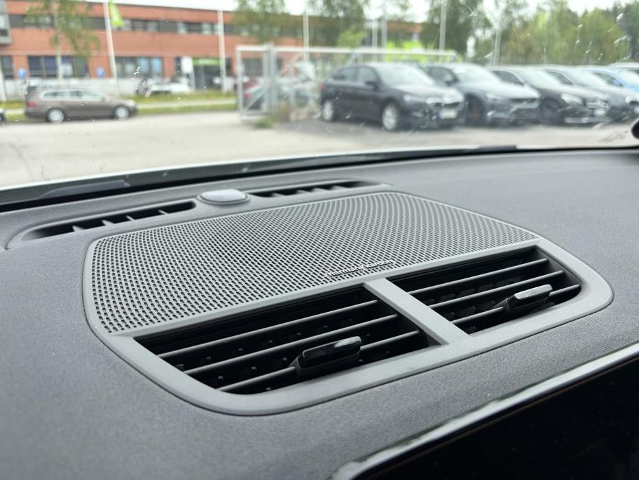 POLESTAR 2 2024