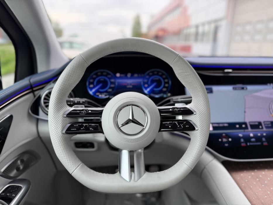 MERCEDES-BENZ EQE SUV 2024
