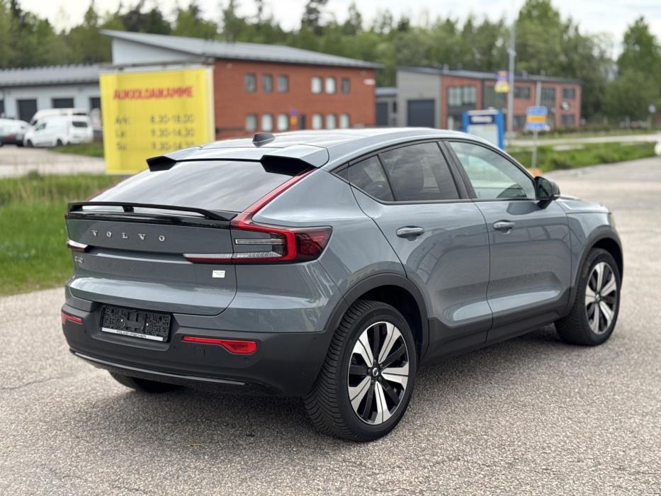 VOLVO C40 2023