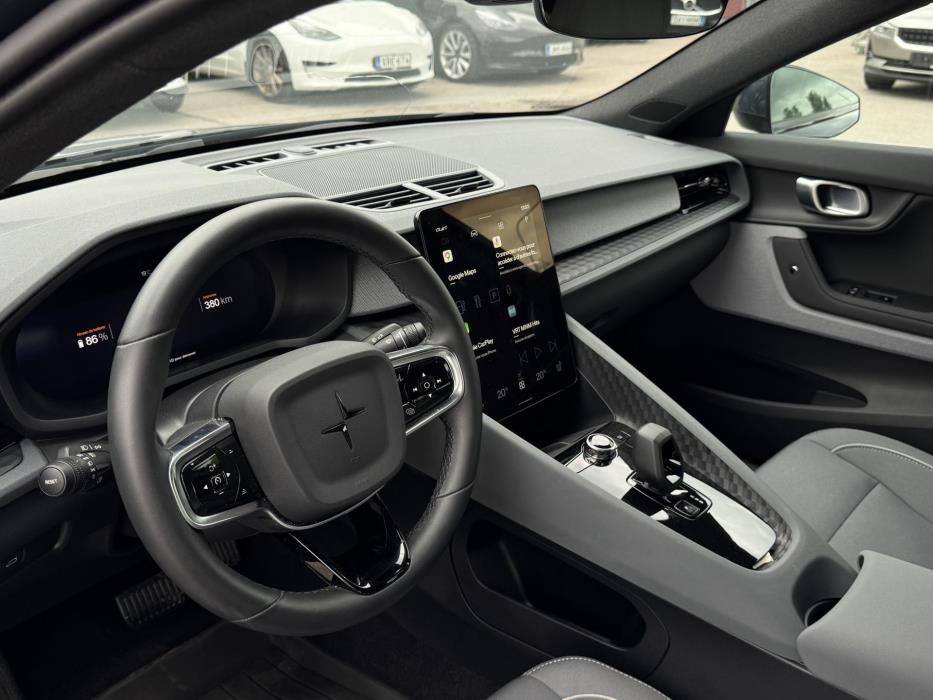 POLESTAR 2 2023