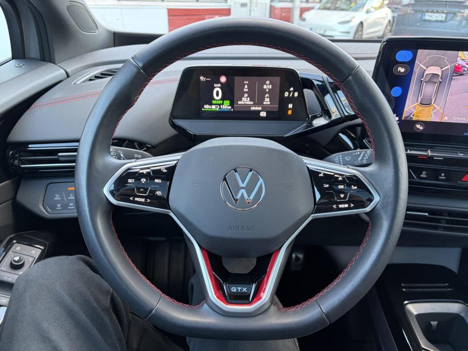 VOLKSWAGEN ID.4 2024