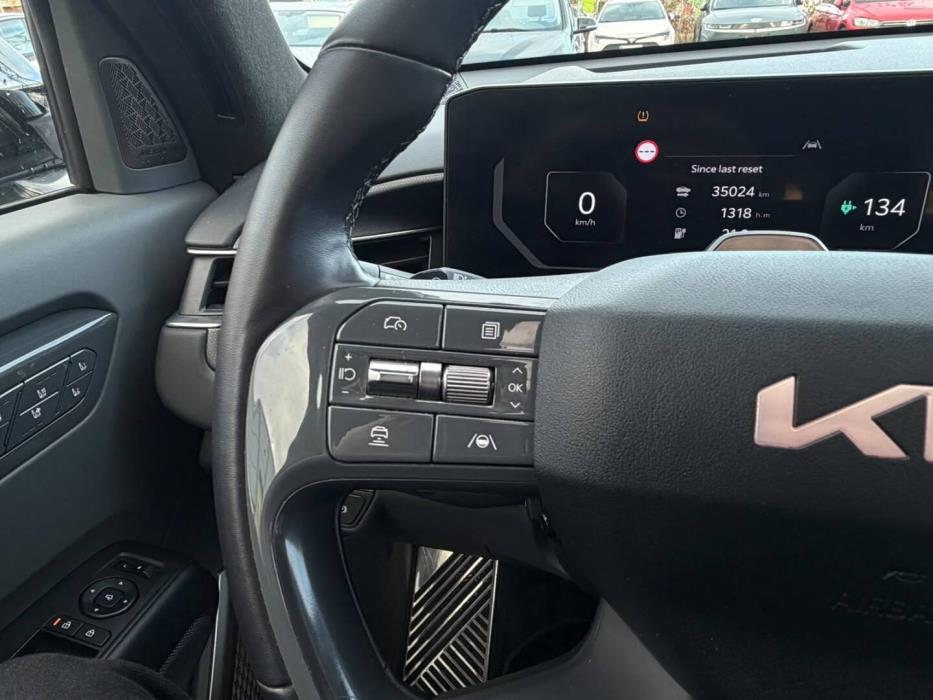 KIA EV9 2025