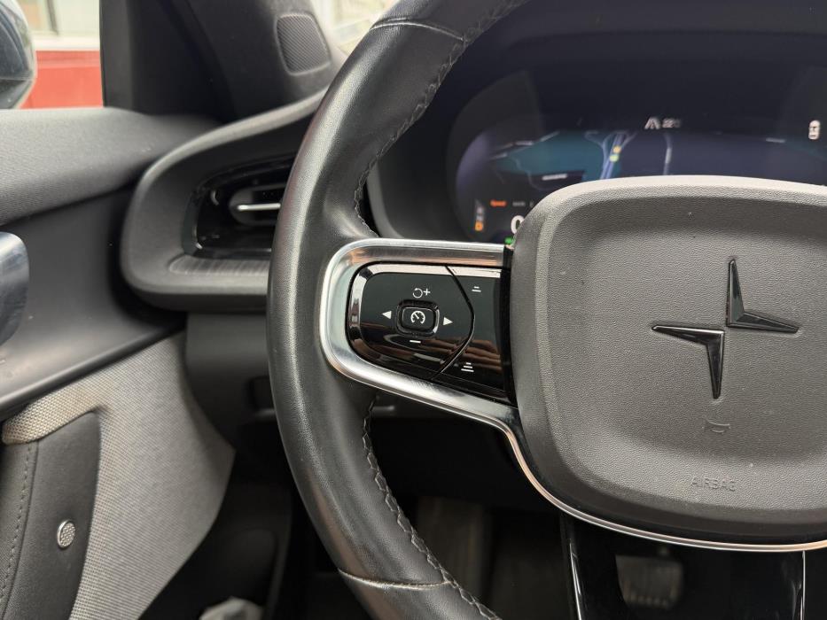 POLESTAR 2 2022