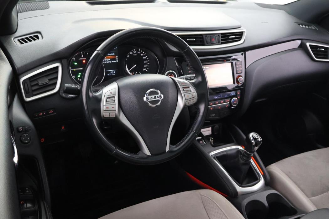 NISSAN Qashqai 2014