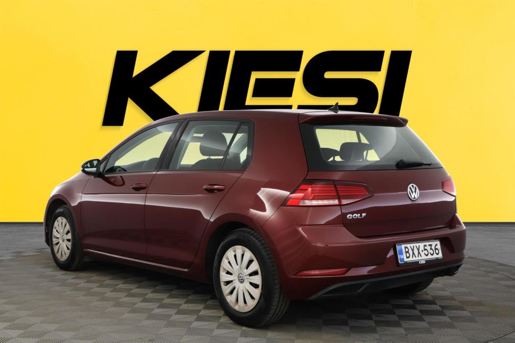 VOLKSWAGEN Golf 2019