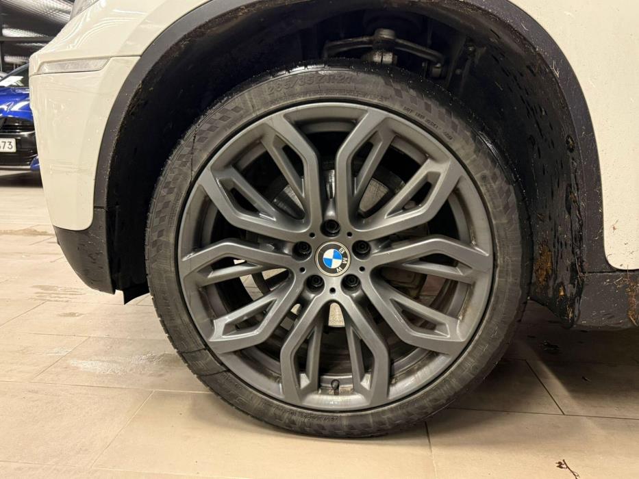 BMW X6 2011