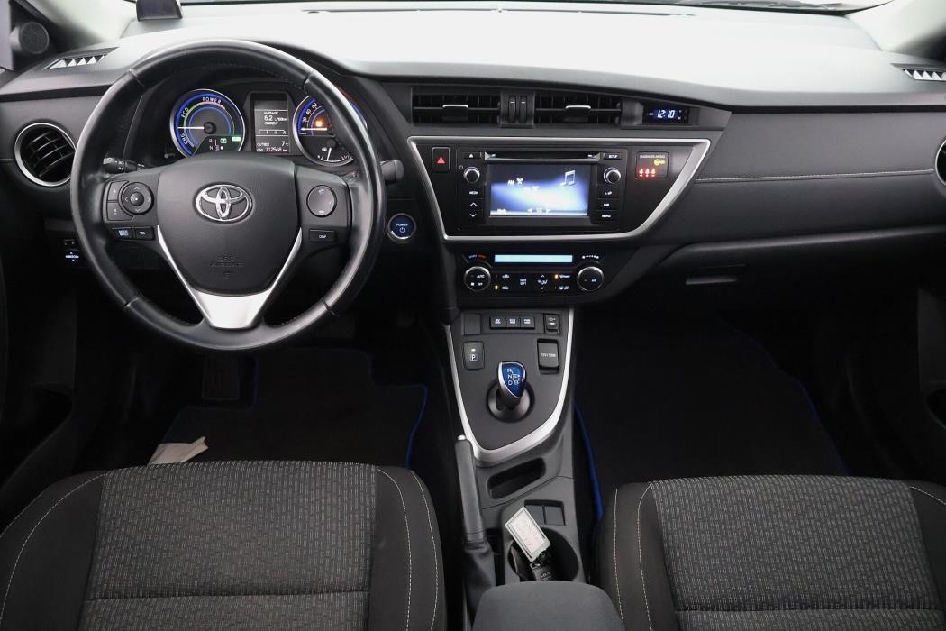 TOYOTA Auris 2014