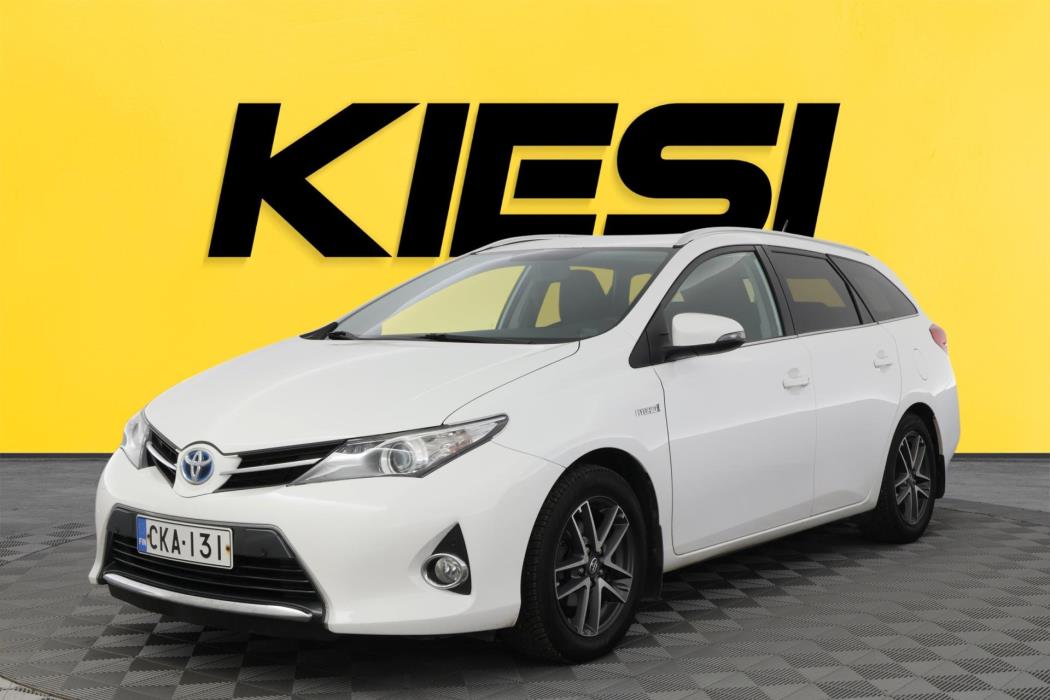 TOYOTA Auris 2014