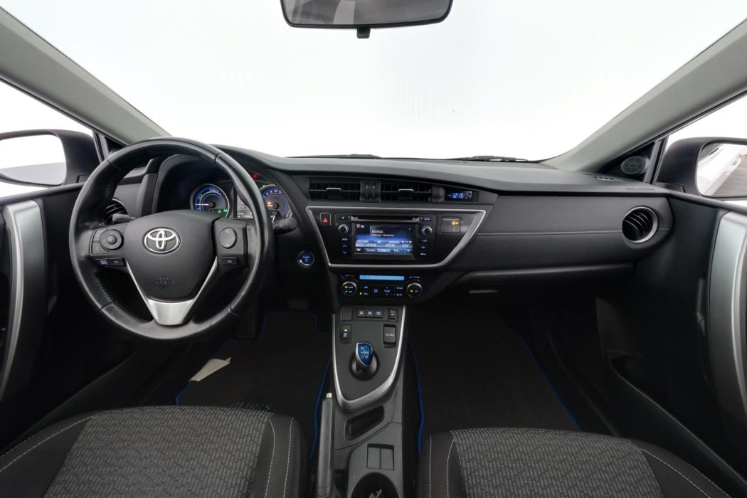 TOYOTA Auris 2014