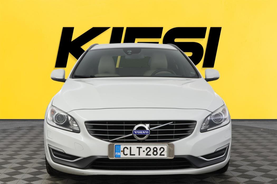 VOLVO V60 2014